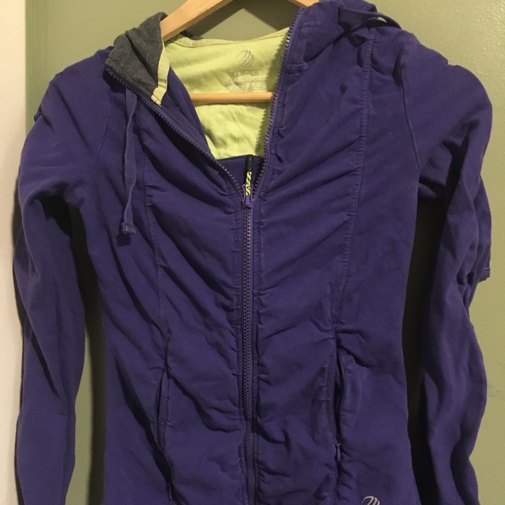 Workout jacket